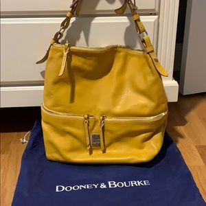 DOONEY & BOURKE yellow spring bag!!